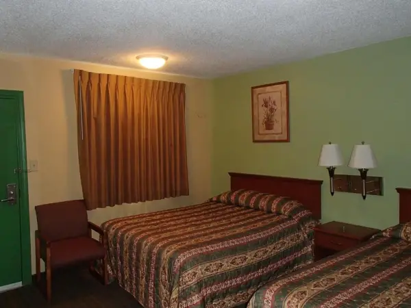 Royal Inn Of New Orleans 5